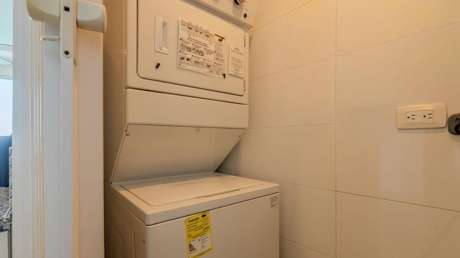 Apartamento Piso 27 - Espectacular En Bocagrande *